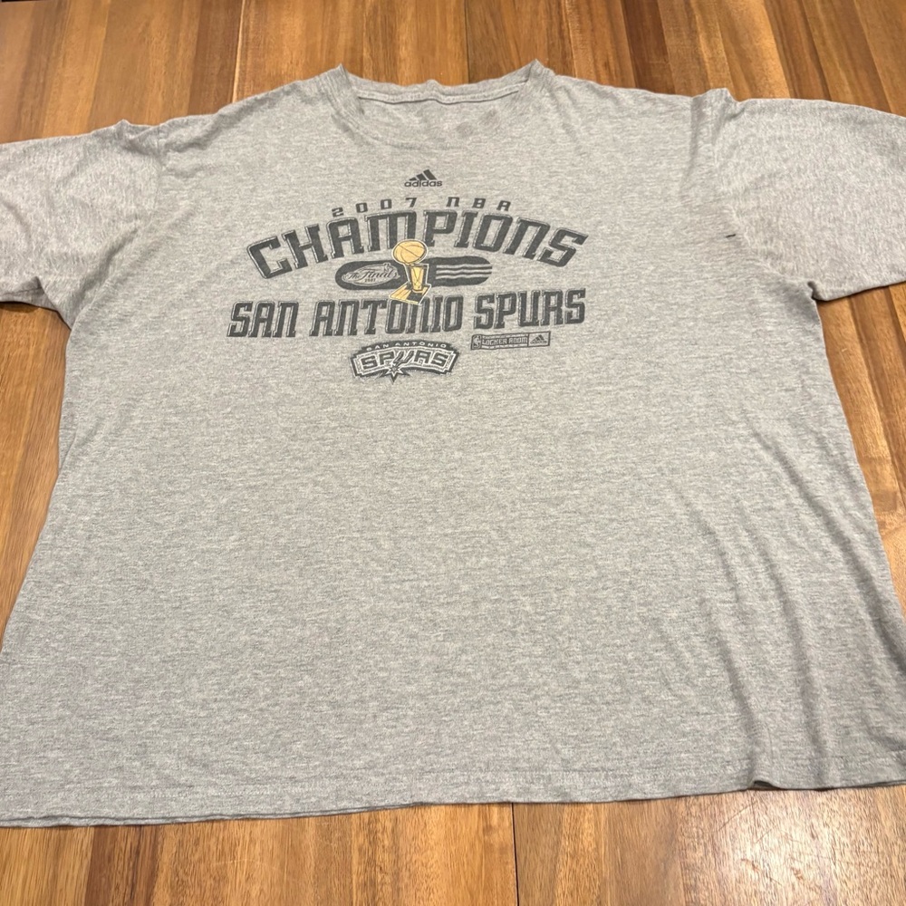 Adidas 2007 NBA Champions San Antonio Spurs Finals Locker Room T-Shirt Gray XXL